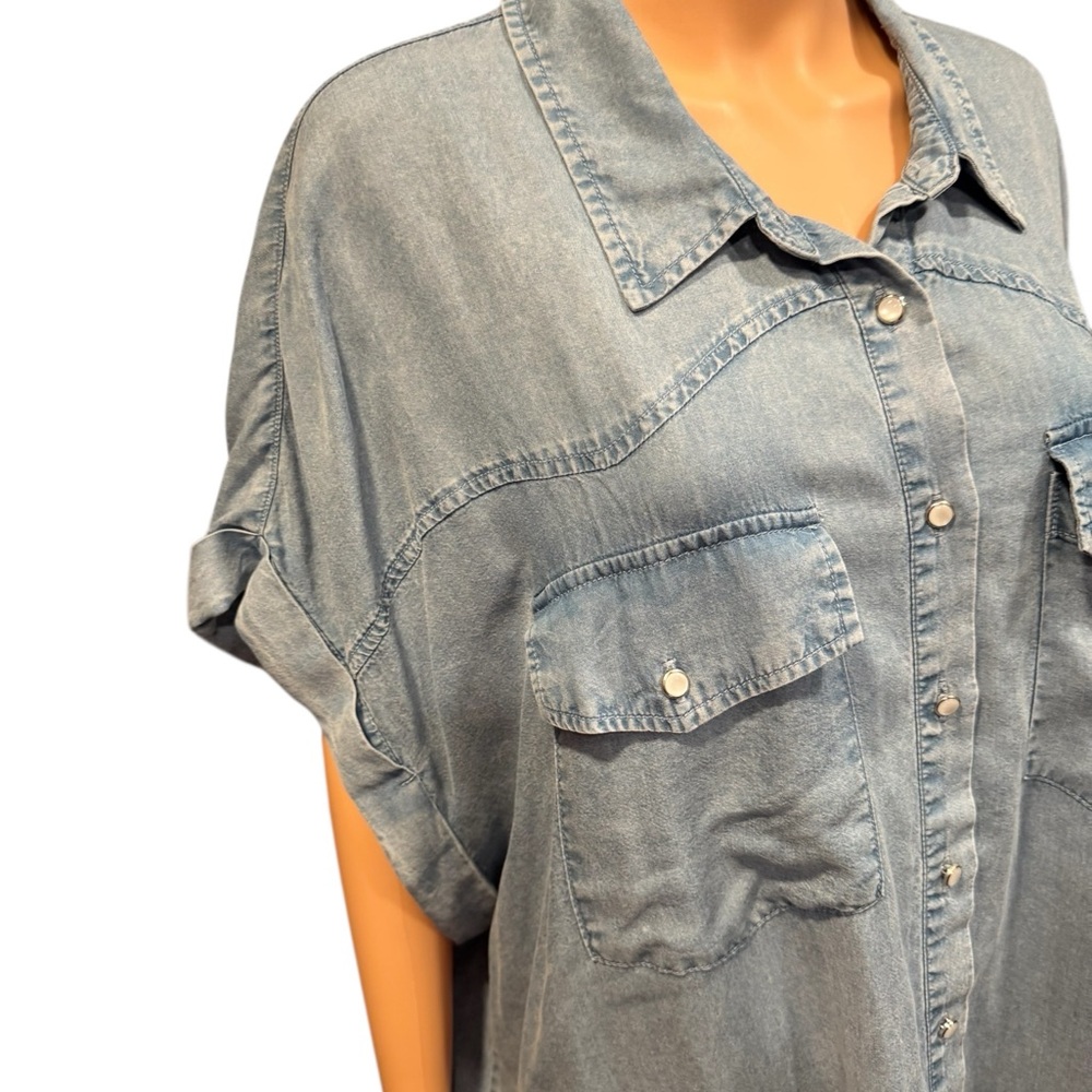 JANE & DELANCEY Denim Jean Light Blue Wash High Low Blouse Front Pockets NWT 3X - Picture 6 of 11